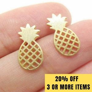 NWOT Gold Pineapple Studs